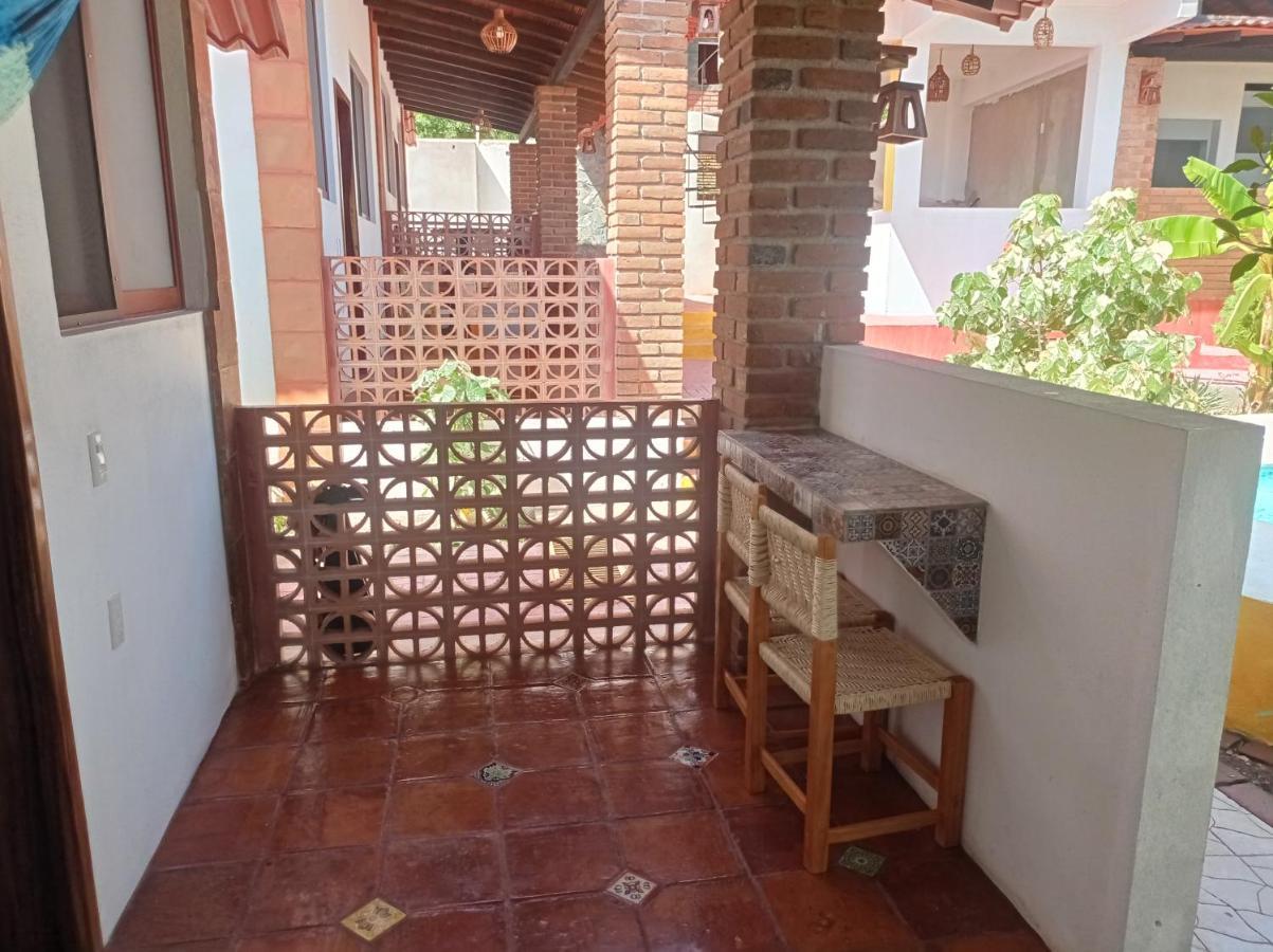 Bungalows Y Cabanas, Las Barracas De La Barra Malucano Exterior foto