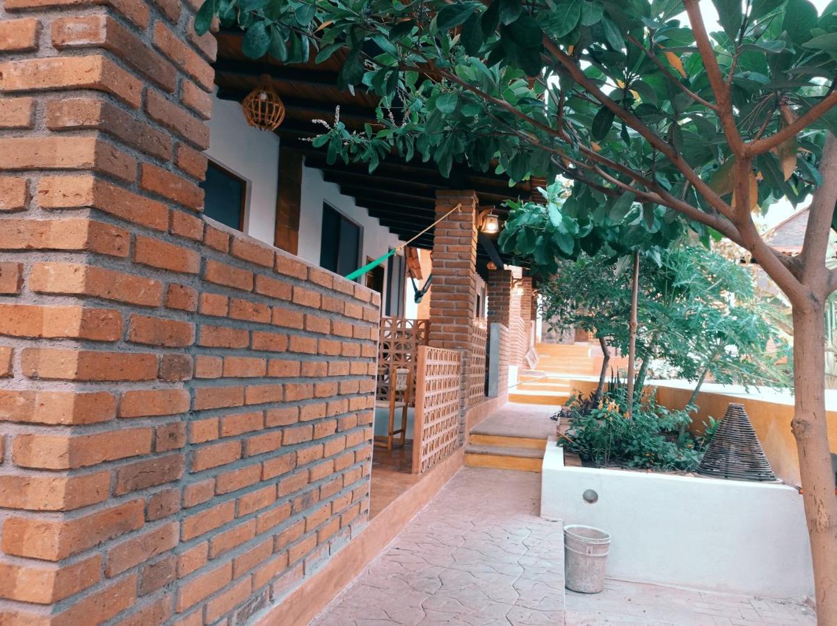 Bungalows Y Cabanas, Las Barracas De La Barra Malucano Exterior foto